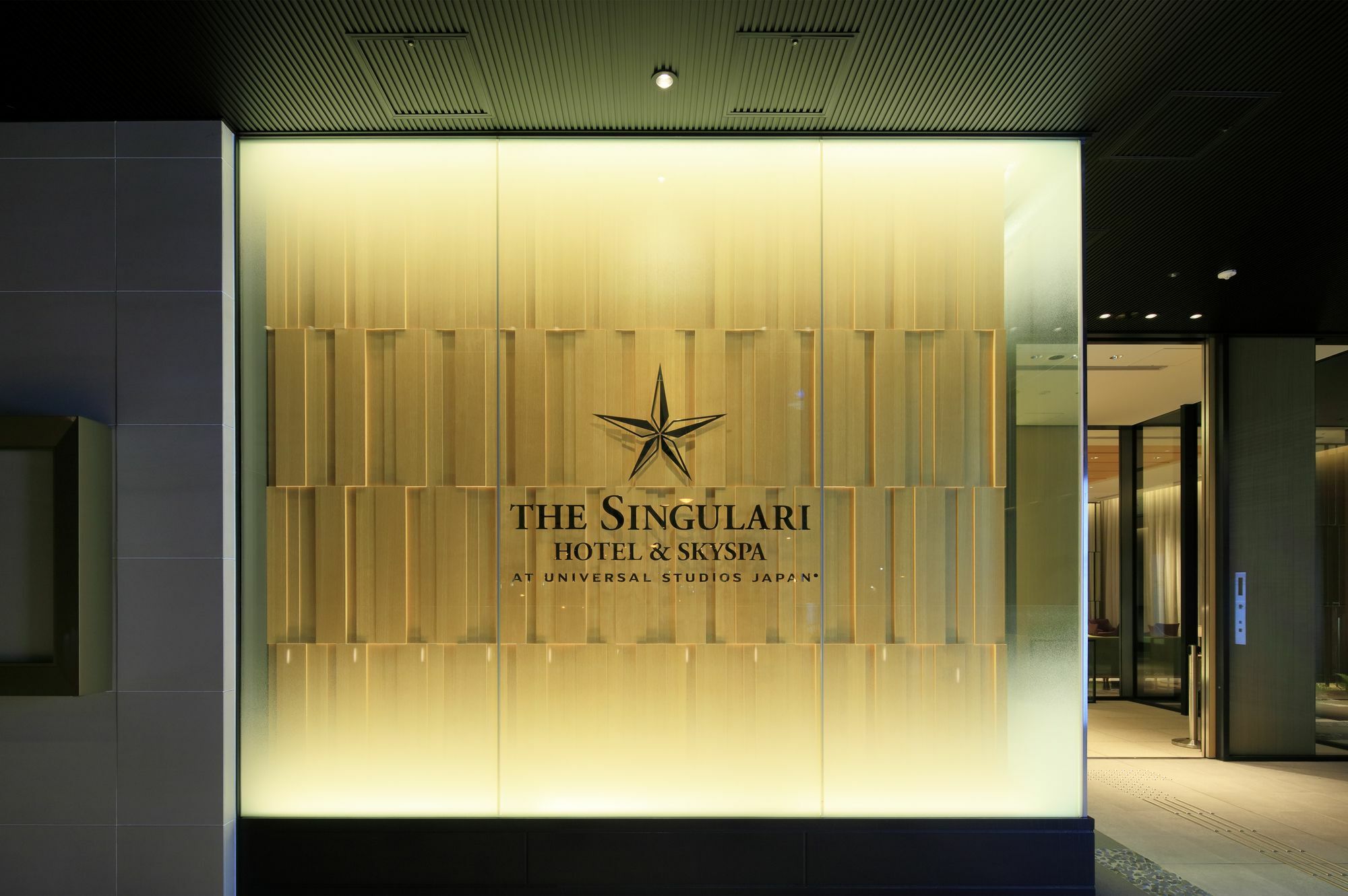 The Singulari Hotel & Skyspa At Universal Studios Japan Osaka Exterior photo